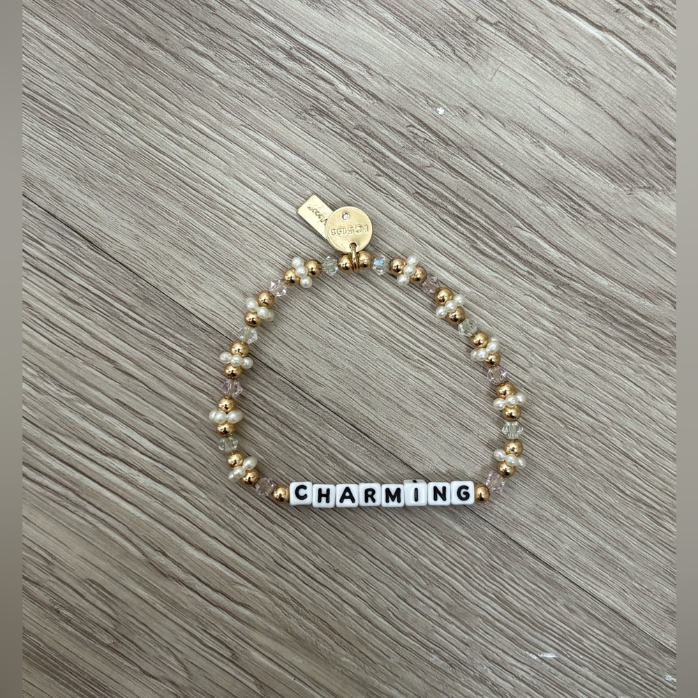 Little Words Project x Emily In Paris 🇫🇷